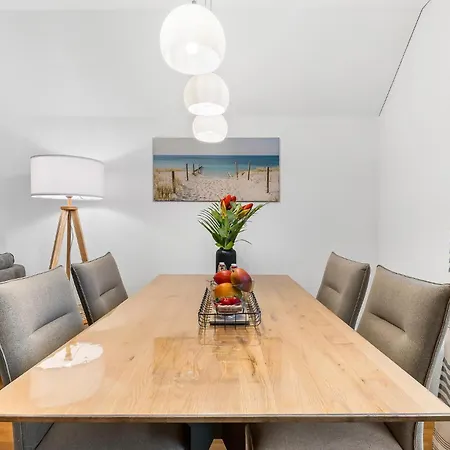 Matrosenkoje Apartment